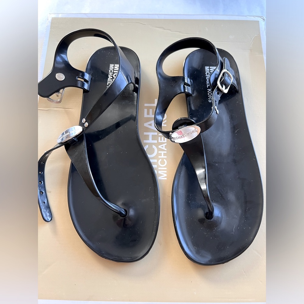 BRAND NEW kids Michael Kors sandals comes with box